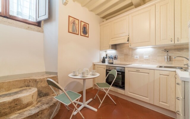 Campitelli Fascinating Apartment