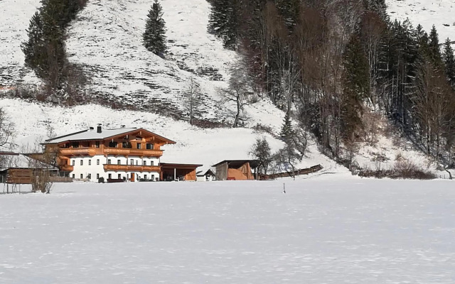 BIO- Bauernhof Obermaurach