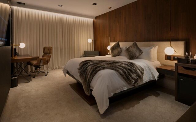 Cave Hotel & Golf Resort