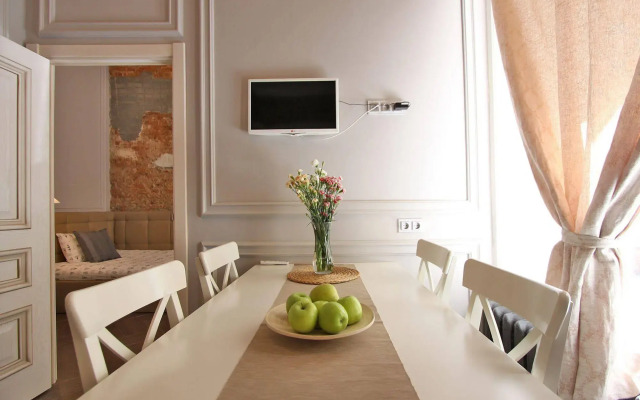 Апартаменты Emperoom Millionnaya