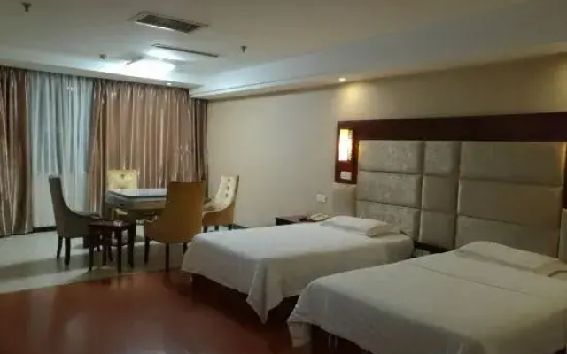 Golden Swan Hotel