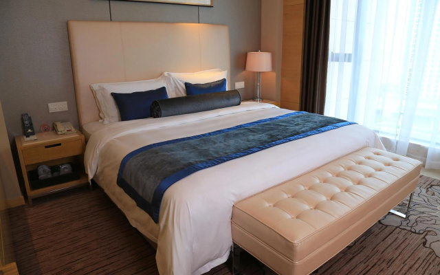 Guangzhou Changfeng Gloria Plaza Hotel – Guest Rooms – Guangzhou
