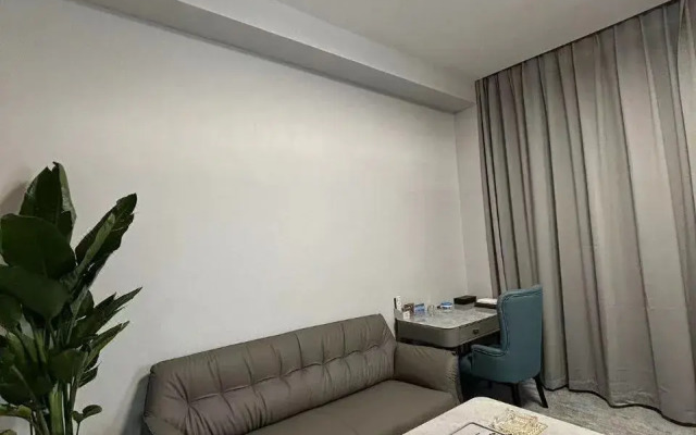 Baiyin Renan Hotel