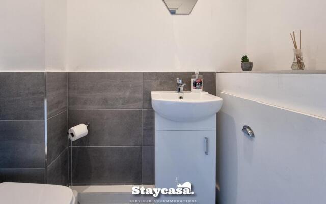 Lovely Modernist 4 Bed House