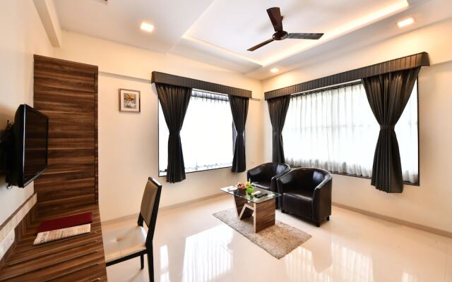 Click Hotel Sagar Plaza Chakan, Pune