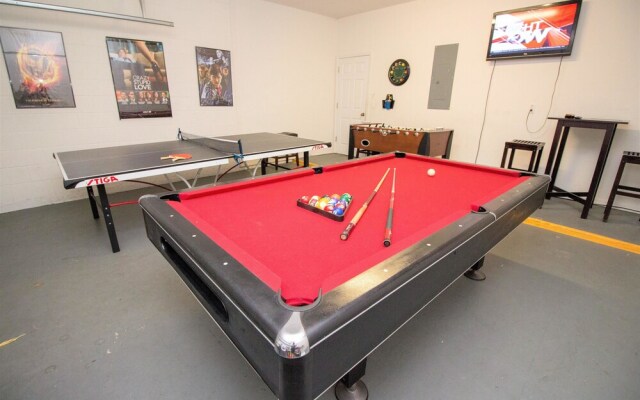 Maderia Beach Villa 6 Bedroom