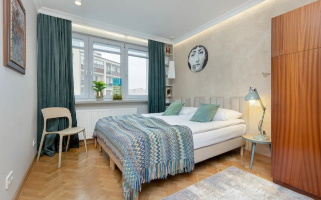 Retro-style Apartment Warsaw by Renters