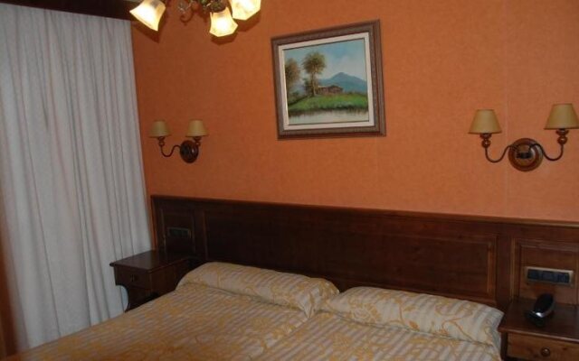Hotel Giral