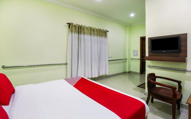 Sneha Inn