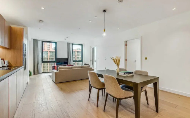 Refined 3-bedroom Condo