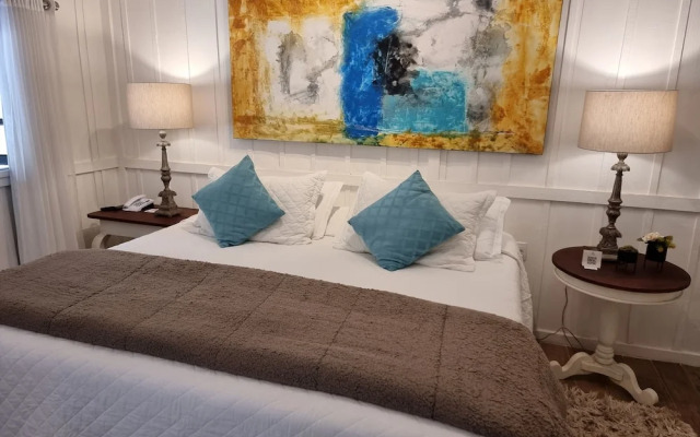 Saison Resort & Spa