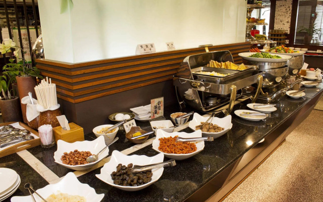 Tainan Cambridge Hotel