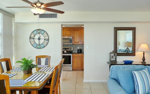 South Seas Tower 4-1711