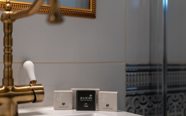 Arabesque Arts & Residency