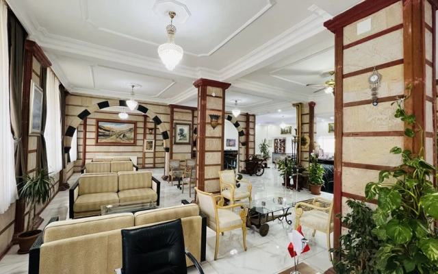Tas Saray Bardakci Hotel