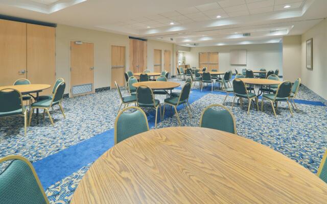 Holiday Inn Express Hotel & Suites Memphis Southwind by IHG