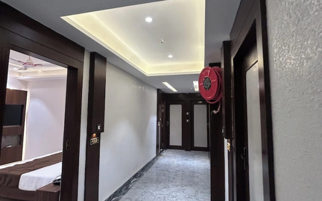 Hotel Care Residency