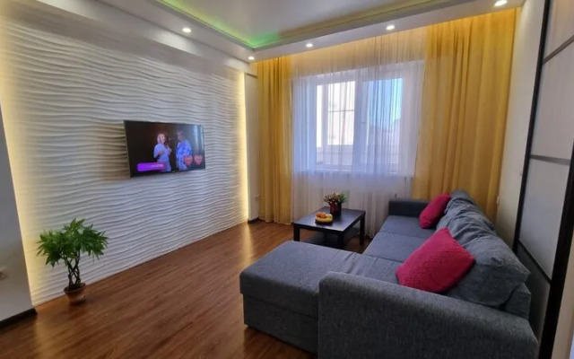 Apartments on Moskovskaya street, 99