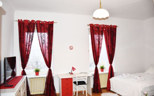 West Apartments Mazowiecka 7