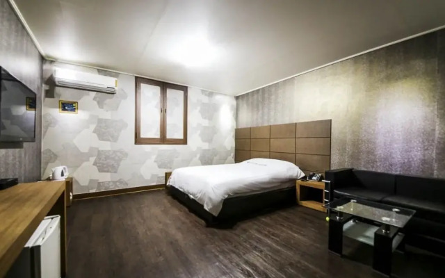 Mong Hotel Seosan
