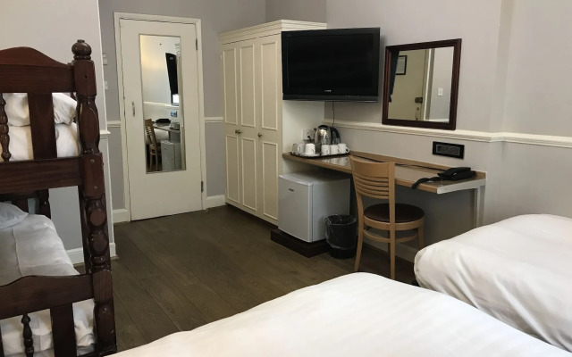 Rhodes Hotel