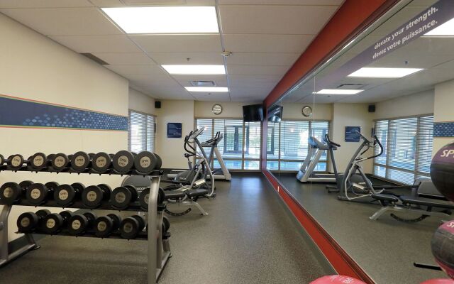 Hampton Inn & Suites by Hilton Laval