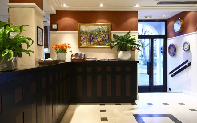Hotel De La Jatte