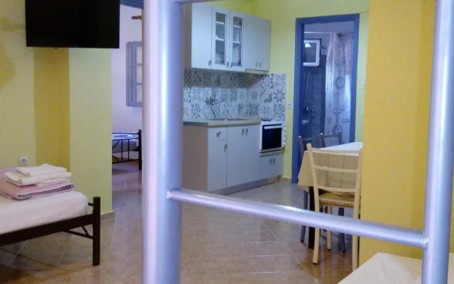 Parthenia Apartments