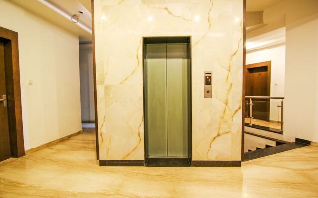 OYO 6804 Hotel Buddha Residency