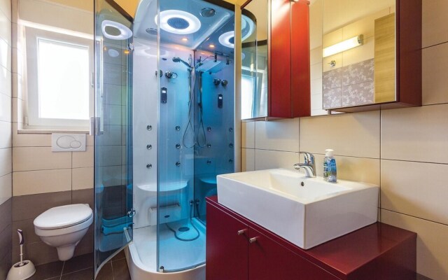 Nice Home in Medulin With Sauna, Wifi and 4 Bedrooms