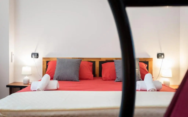 B&B Tiffany Sferracavallo