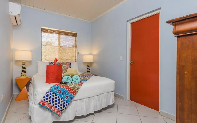 Spacious 7BR 6BA Villa 2 Pools Walktobeach