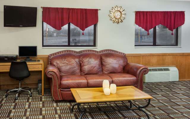 Super 8 by Wyndham Muscatine