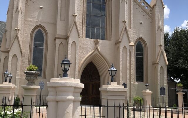 University Inn & Suites