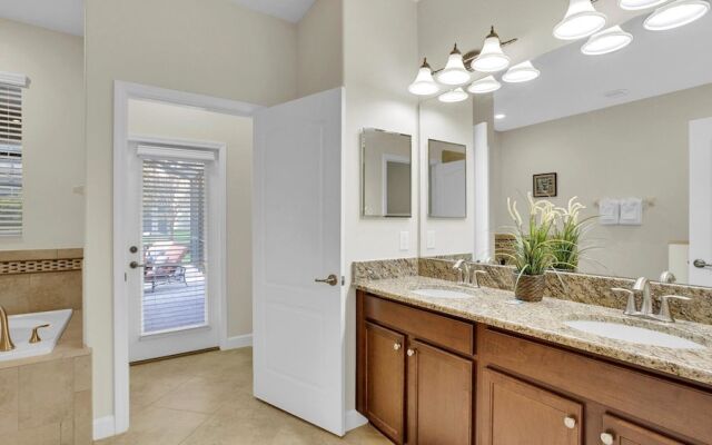 1434 Rolling Fairway dr