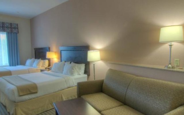 Comfort Suites Magnolia Greens