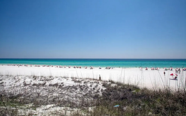 Woodland Shores Beach Resort by Panhandle Getaways