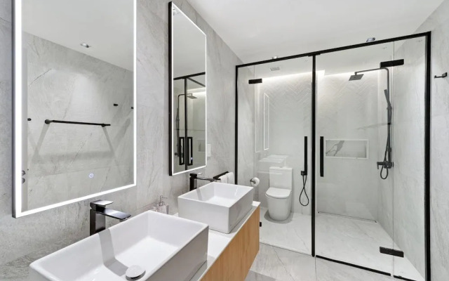 Allure 403 3 Bedroom Apts