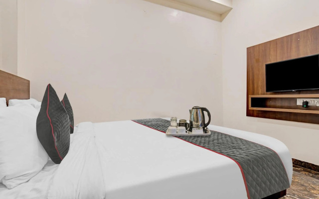 Super OYO Townhouse 931 Hotel Benchmark Vijay Nagar