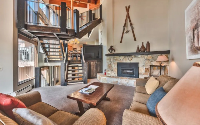 Pinnacle by Lespri Management