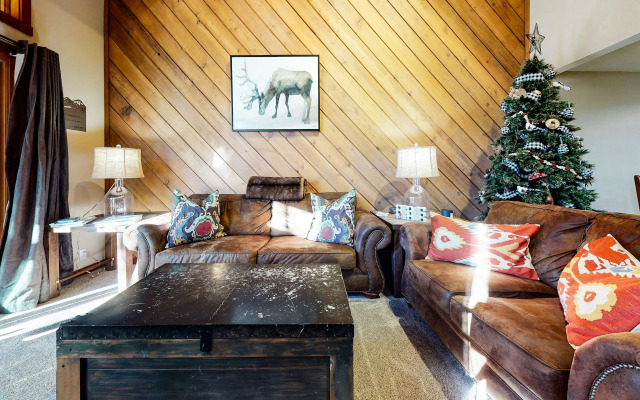 Snowcreek III #415 Condo