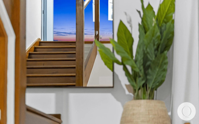 Wings Penthouses - GCLR