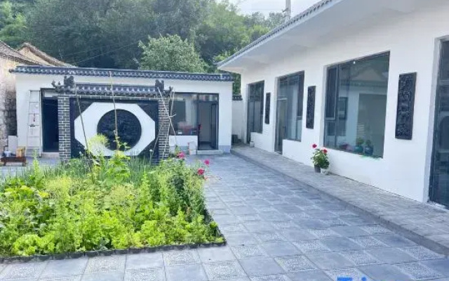 Laiyuan Baishishan Jiaoqing Homestay