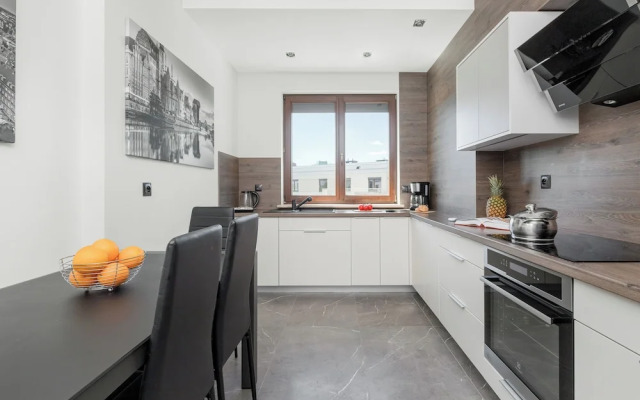 Luxury Gdansk Apartment by Renters