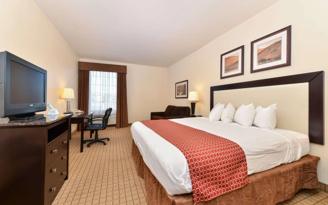 Express Inn & Suites