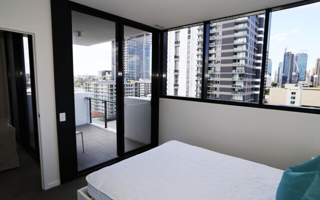 Ivy brisbane (700i)