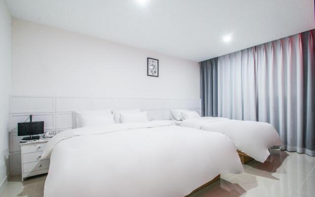 Hotel Yeogiuhtte Yangsan