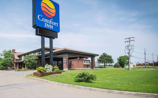 Comfort Inn Airport East - Ancienne Lorette