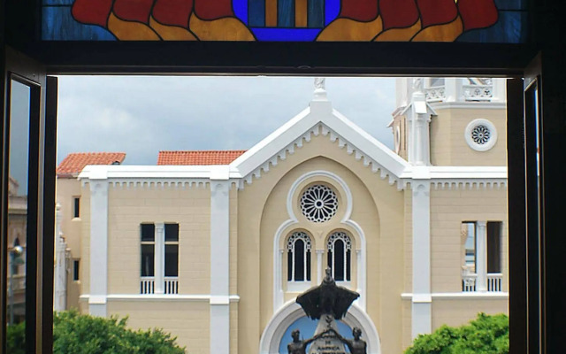 La Isabela Suites