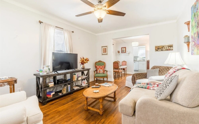 Cumberland Ave - 205